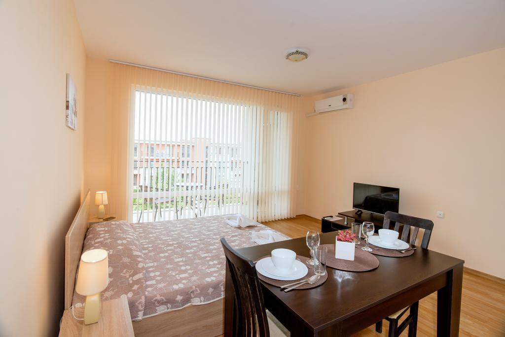 Oxygen Apartments Sveti Vlas Eksteriør bilde